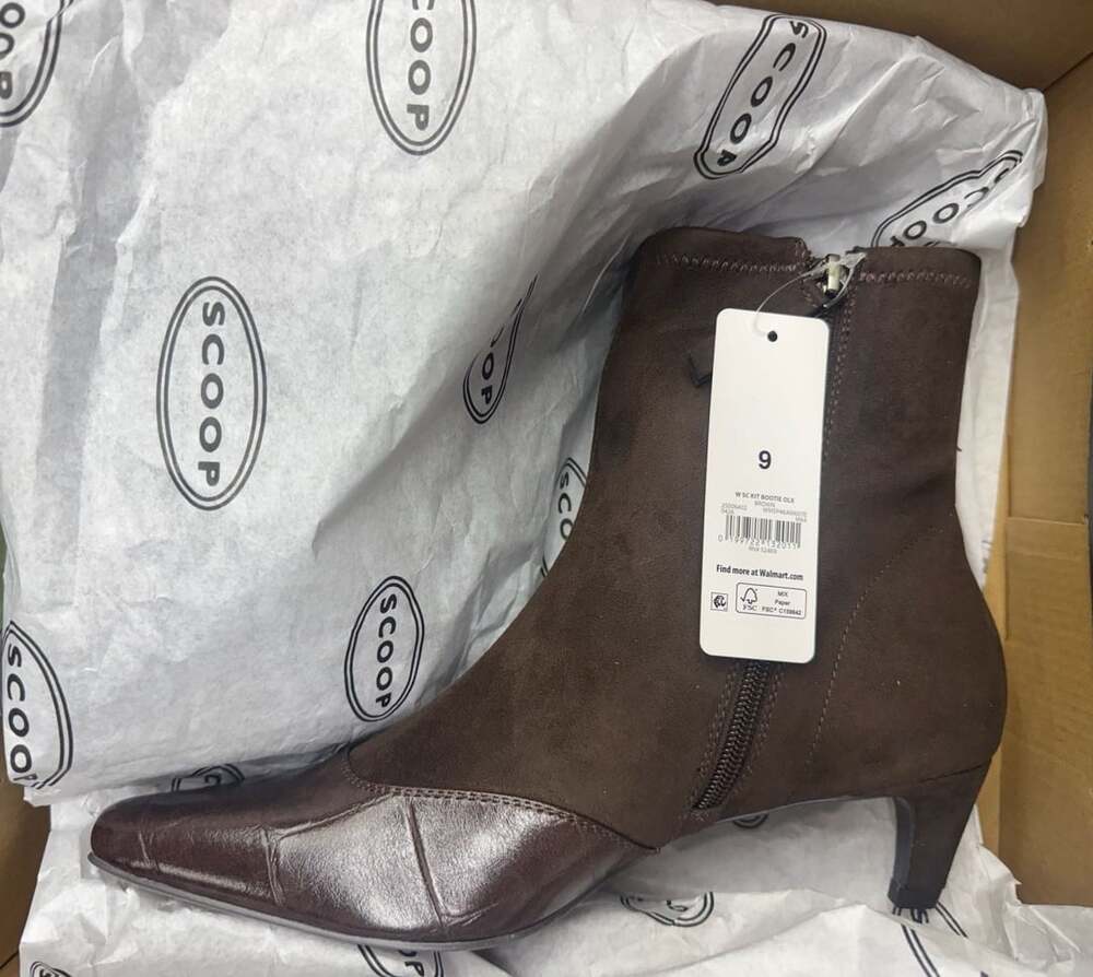 Scoop Kitten Heel Bootie Size 9 Brown Suede Croc Toe